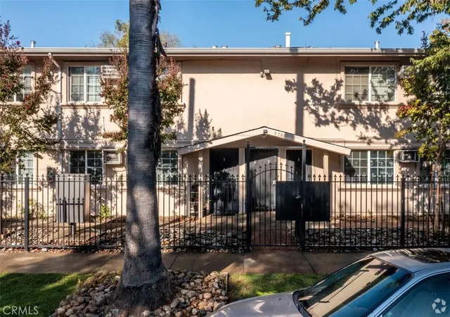 18th image of 2700 32nd St, Sacramento, CA 95817 | MLS# PW26142252