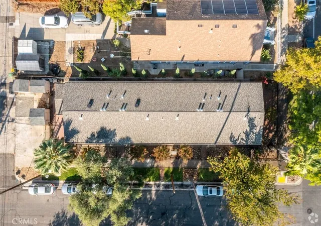 5th image of 2700 32Nd St, Sacramento, CA 95817 | MLS# PW26142252