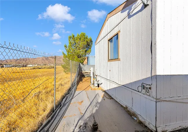 4th image of 23456 Ottawa #28, Apple Valley, CA 92308 | MLS# HD26144310