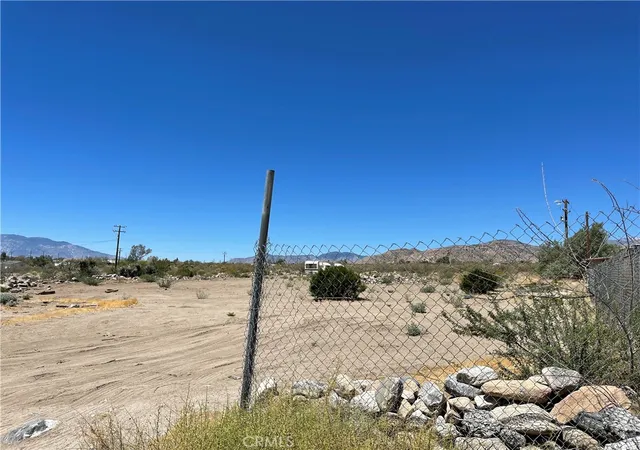 4th image of 9528 Piedras Trail, Morongo Valley, CA 92256 | MLS# IG26144963