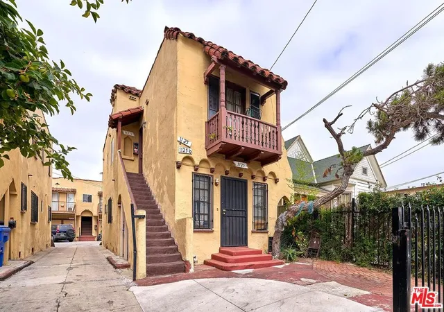 Photo 4 of Multi family home for sale at 1125 S Ardmore Ave, Los Angeles, CA 90006 | MLS# 26855353 | Listing updated on 2026-07-10
