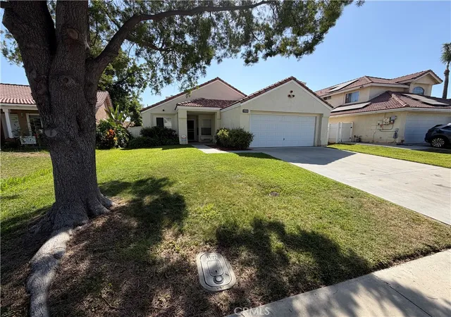 Photo 2 of Single family home for sale at 16135 La Fortuna, Moreno Valley, CA 92551 | MLS# IV26145078 | Listing updated on 2026-09-29