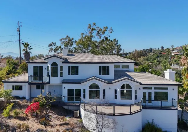 Homes for sale in Vista, CA | 1522 Maxwell Ln, Vista, CA 92084 | MLS# PTP2605046