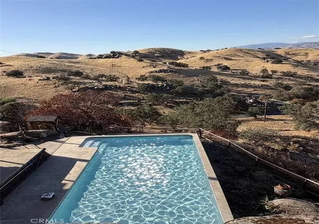 4th image of 31669 Indian Reservation Rd, Porterville, CA 93257 | MLS# HD26145118