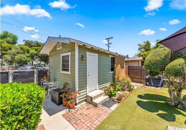Homes for sale in Fullerton, CA | 320 N Newell, Fullerton, CA 92832 | MLS# PW26145029