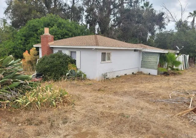Photo 4 of Sale Pending at 1619 Foothll Dr, Vista, CA 92084 | MLS# NDP2606388 | Listing updated on 2026-07-04
