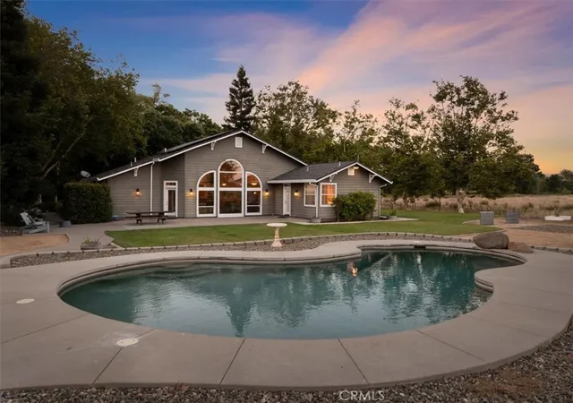 Photo 4 of Single family home for sale at 10975 Shasta Blvd, Los Molinos, CA 96055 | MLS# SN26145177 | Listing updated on 2026-07-06