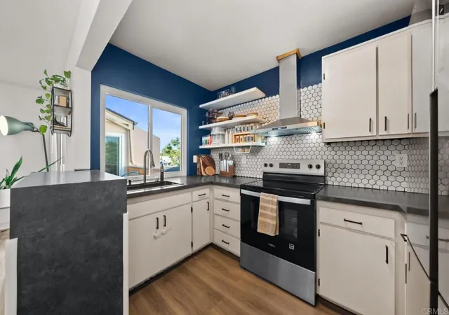 Photo 3 of Condo for sale at 3238 Ashford St #D, San Diego, CA 92111 | MLS# PTP2605051 | Listing updated on 2026-10-09
