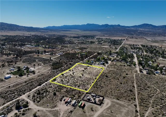 1st image of 3 Lanik Ln, Anza, CA 92539 | MLS# SW26145226