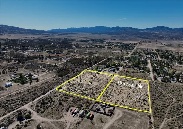 2nd image of 3 Lanik Ln, Anza, CA 92539 | MLS# SW26145226