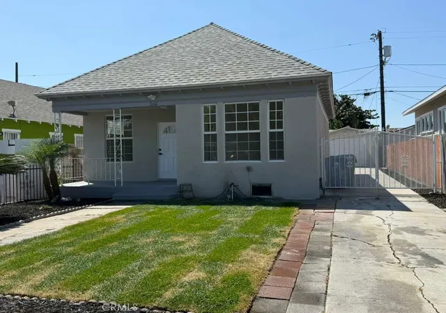Photo 3 of Single family home for sale at 1546 W 70th Street, Los Angeles, CA 90047 | MLS# DW26145248 | Listing updated on 2026-10-01