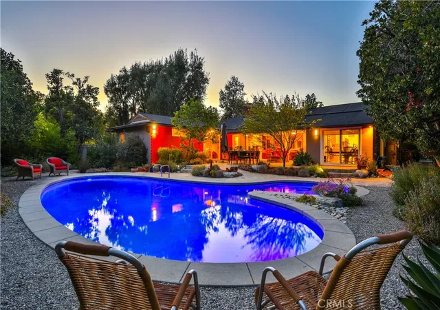 Photo 2 of Sale Pending at 666 W 9th Street, Claremont, CA 91711 | MLS# CV26144091 | Listing updated on 2026-10-07