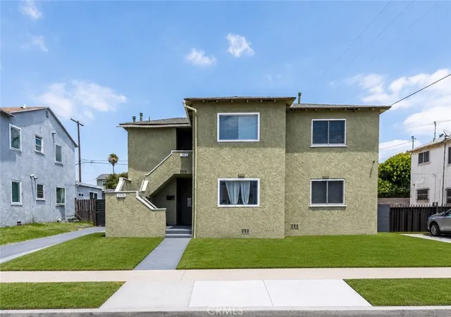 Photo 2 of Sale Pending at 2115 W 103rd Place, Los Angeles, CA 90047 | MLS# DW26145329 | Listing updated on 2026-10-06
