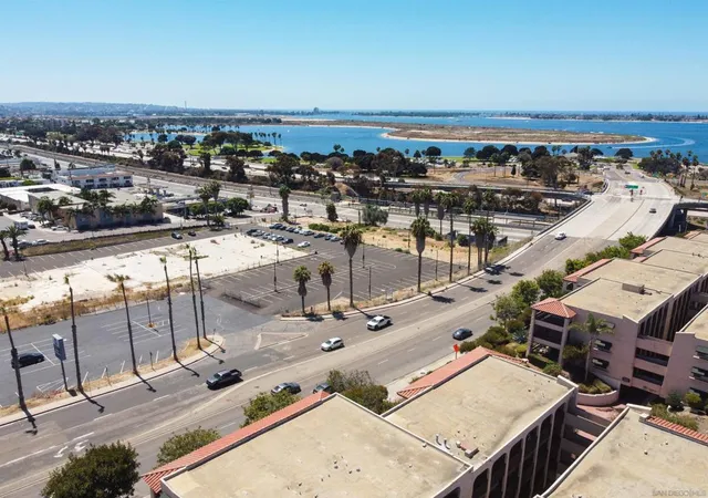 Condo for sale at 2540 Clairemont Dr #307, San Diego, CA 92117 | MLS# 260016214SD