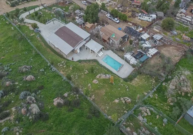 1st image of 26460 Dale, Hemet, CA 92545 | MLS# SW26145334