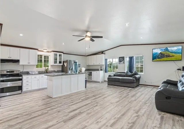 3rd image of 26460 Dale, Hemet, CA 92545 | MLS# SW26145334