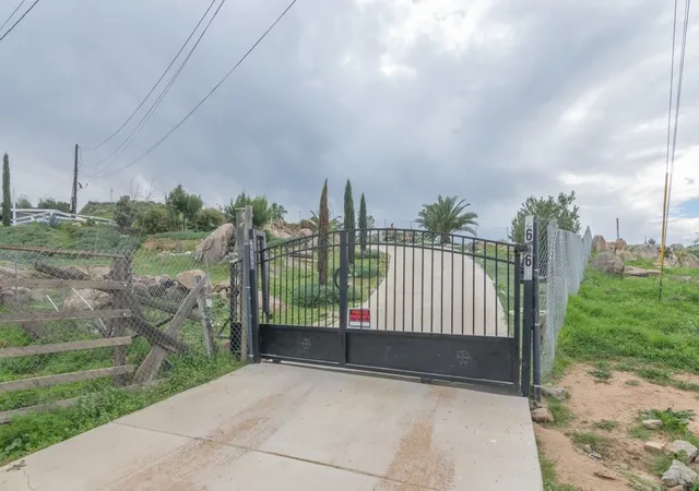 42nd image of 26460 Dale, Hemet, CA 92545 | MLS# SW26145334