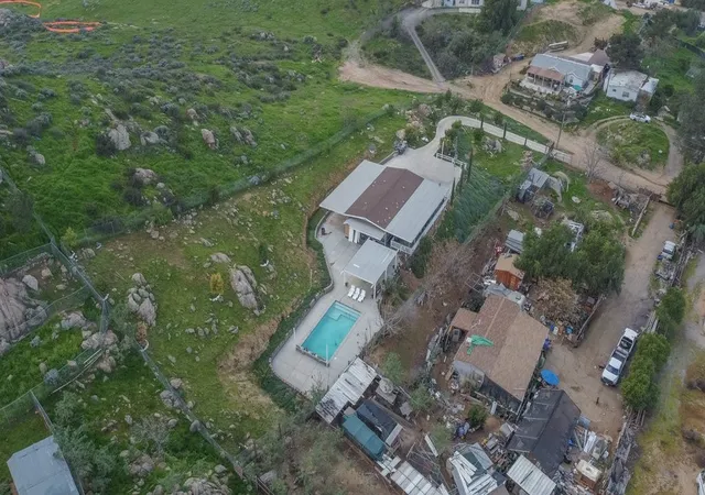 4th image of 26460 Dale, Hemet, CA 92545 | MLS# SW26145334