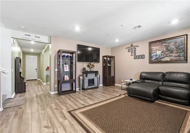 2nd image of 15627 Raptor Rd, Moreno Valley, CA 92551 | MLS# IV26141820