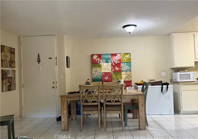 3rd image of 576 N Bellflower, Long Beach, CA 90814 | MLS# IV26145359
