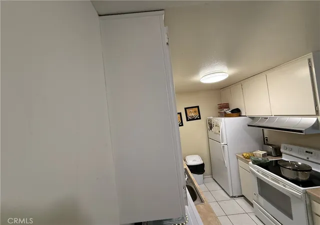4th image of 576 N Bellflower, Long Beach, CA 90814 | MLS# IV26145359