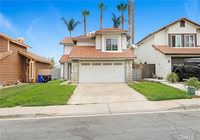 Photo 1 of Single family home for sale at 14716 Long View Dr, Fontana, CA 92337 | MLS# TR26145391 | Listing updated on 2026-09-26