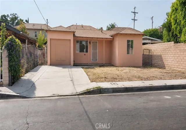 Homes for sale in Sylmar, CA | 14711 Oro Grande, Sylmar, CA 91342 | MLS# AR26145417