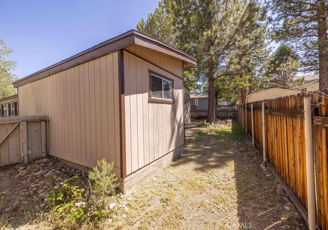Photo 3 of Manufactured home for sale at 391 Montclair #3, Big Bear City, CA 92314 | MLS# IG26145473 | Listing updated on 2026-07-04