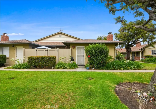 Condo for sale at 2295 N Tustin St #69, Orange, CA 92865 | MLS# PW26144170