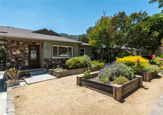 Photo 3 of Sale Pending at 3316 Mills Ave, La Crescenta, CA 91214 | MLS# PF26106867 | Listing updated on 2026-09-19