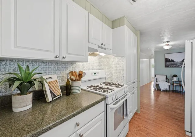 Homes for sale in Vista, CA | 1010 E Bobier Dr #167, Vista, CA 92084 | MLS# NDP2606408