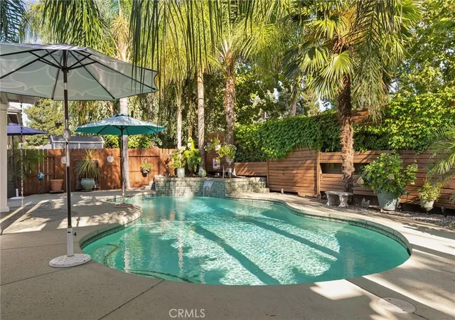 Photo 3 of Single family home for sale at 421 Southbury Ln, Chico, CA 95973 | MLS# SN26141965 | Listing updated on 2026-09-13