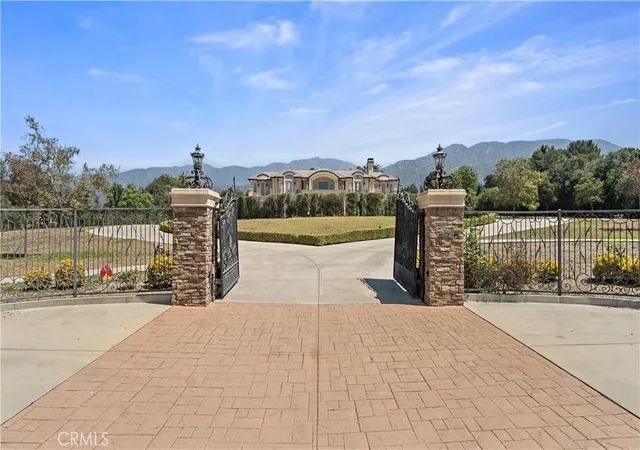 Photo 3 of Mansion for sale at 1433 Royal Oaks, Bradbury, CA 91008 | MLS# AR26145581 | Listing updated on 2026-09-10