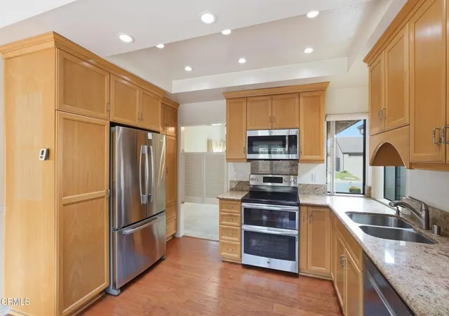 Photo 3 of Sale Pending at 915 Ashworth Pl, Glendora, CA 91741 | MLS# P1-27856 | Listing updated on 2026-09-03