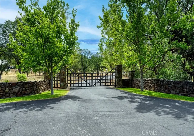 24th image of 21187 Buckeye Ct, Middletown, CA 95461 | MLS# LC26140725
