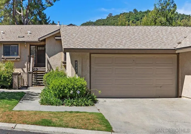 Homes for sale in Fallbrook, CA | 4123 Oak Island, Fallbrook, CA 92028 | MLS# 260016276SD