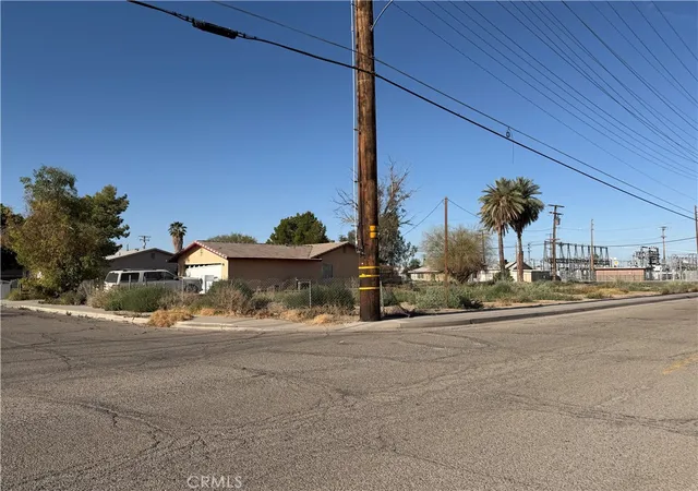 Homes for sale in Blythe, CA | 301 S Spring St, Blythe, CA 92225 | MLS# PW26145612