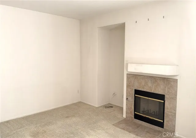 Photo 3 of Townhouse for sale at 25407 Calcutta Pass Ln, Santa Clarita, CA 91350 | MLS# WS26141246 | Listing updated on 2026-09-28
