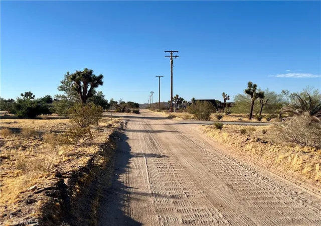 3rd image of 0 Anita Ave, Yucca Valley, CA 92284 | MLS# JT26144941