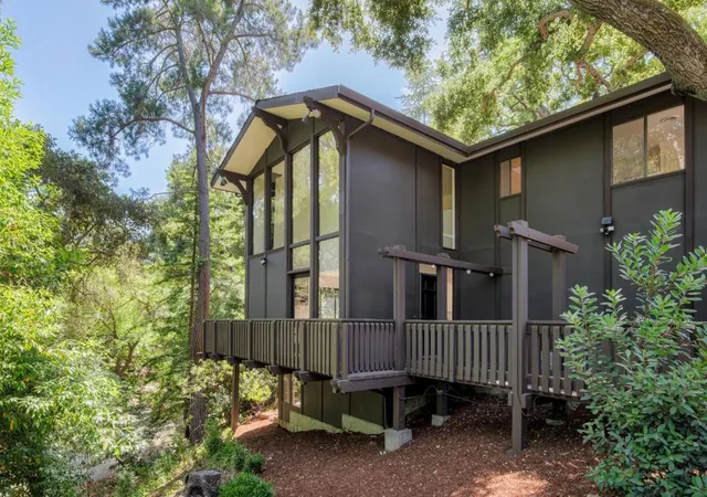 Homes for sale in Menlo Park, CA | 25 Stowe Ln, Menlo Park, CA 94025 | MLS# ML82053136