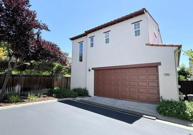 Homes for sale in San Ramon, CA | 2245 Maidenhair Wy, San Ramon, CA 94582 | MLS# ML82052042