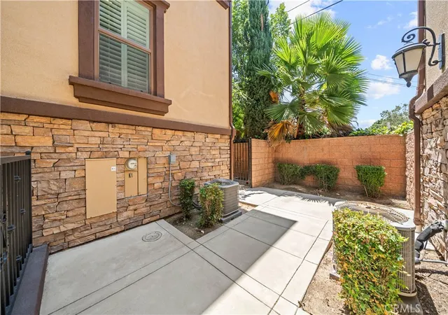 5th image of 656 W Huntington Dr, Arcadia, CA 91007