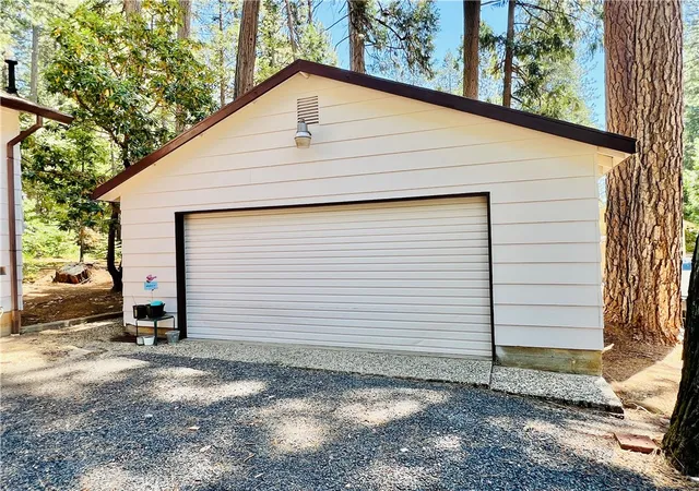 Homes for sale in Magalia, CA | 15793 Coutolenc, Magalia, CA 95954 | MLS# SN26146010