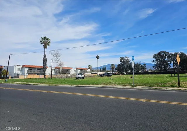 Photo 1 of Land for sale at 160 S San Jacinto, Hemet, CA 92543 | MLS# PW26146031 | Listing updated on 2026-07-06