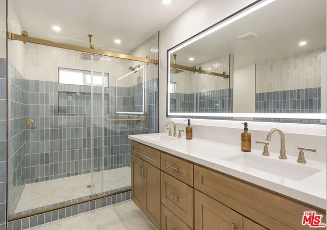 Photo 3 of Sale Pending at 1747 Wollacott St, Redondo Beach, CA 90278 | MLS# 26855783 | Listing updated on 2026-09-27