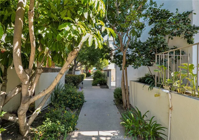 18th image of 4414 W Kling St, Burbank, CA 91505 | MLS# SR26145994