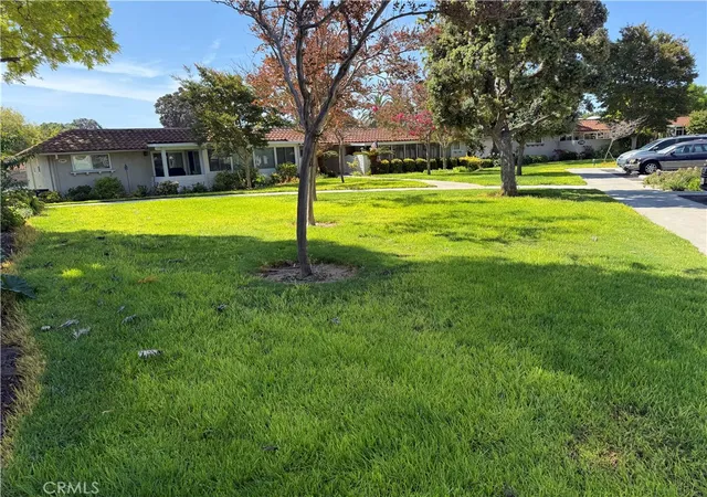 Photo 3 of Condo for sale at 2186 Via Mariposa E #A, Laguna Woods, CA 92637 | MLS# OC26146042 | Listing updated on 2026-09-03