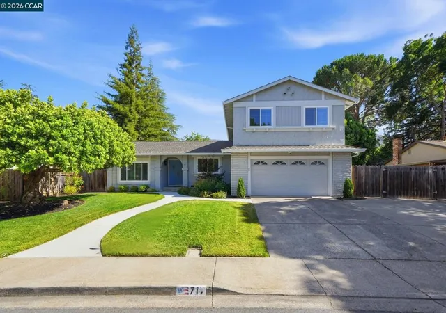 2nd image of 717 Bloching Cir, Clayton, CA 94517 | MLS# 41140538