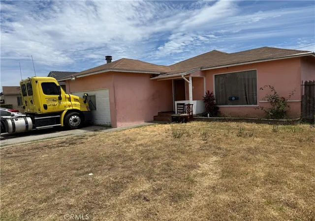 Photo 1 of Sale Pending at 422 East 138th, Los Angeles, CA 90061 | MLS# RS26146149 | Listing updated on 2026-10-02