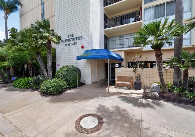 Photo 2 of Condo for sale at 4944 Cass St #1101, San Diego, CA 92109 | MLS# TR26144105 | Listing updated on 2026-07-07